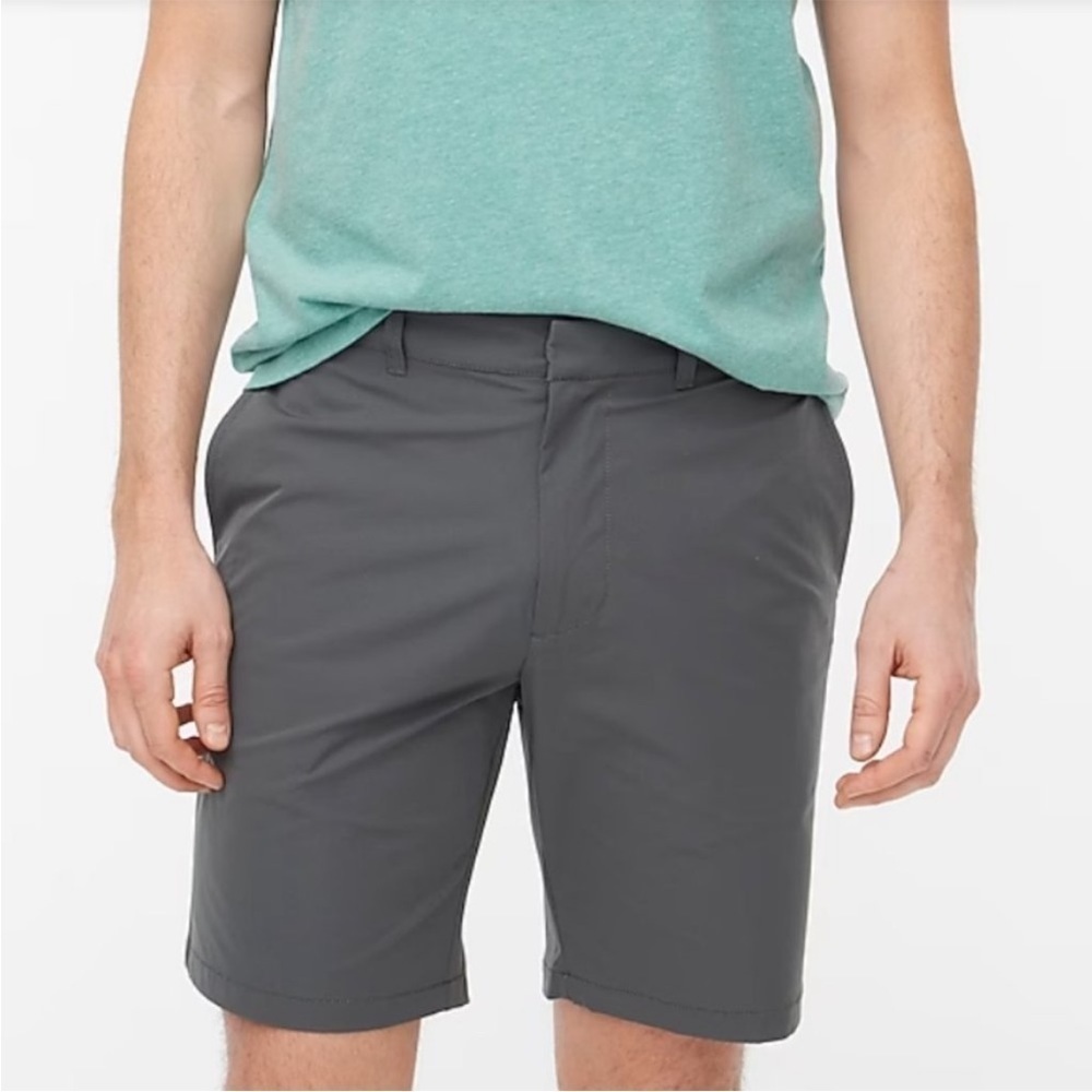 NWT J. Crew Men’s Tech Shorts 9'' Inseam Performance Classic Fit Grey Size 31